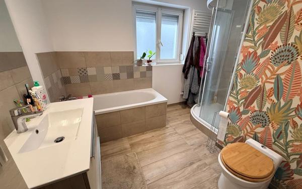 Maison à vendre    5 pièces • 110 m2 Auby