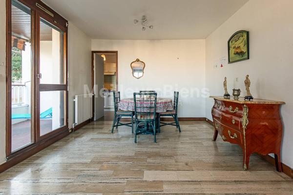 APPARTEMENT DE STANDING A DEUX  PAS DES PLAGES DU PRADO