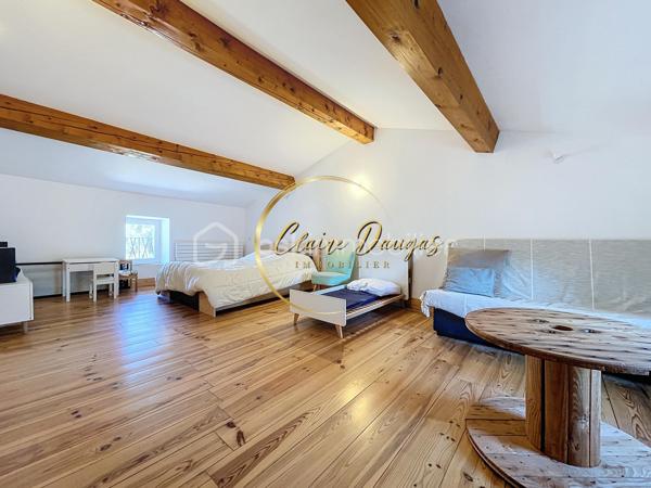 Maison en pierre de 220 m²