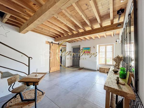 Maison en pierre de 220 m²