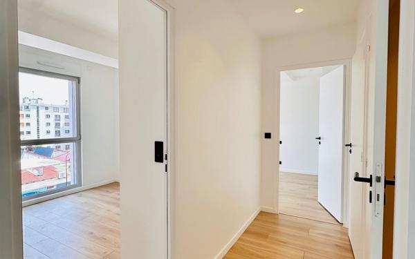 Appartement à louer    3 pièces • 57,15 m2 Saint-Maur-des-Fossés