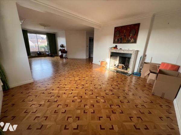 APPARTEMENT DUPLEX 5 PIECES 144m²