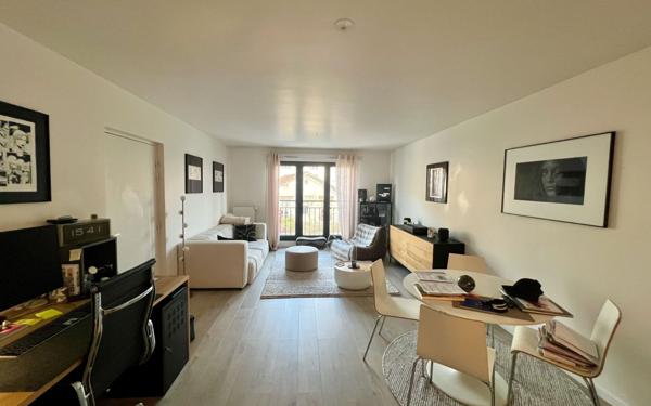 Appartement à vendre    3 pièces • 67,13 m2 Antony