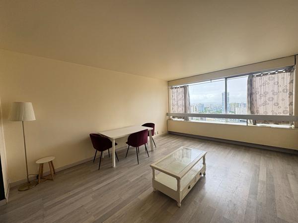 Appartement Puteaux 2 pièce(s) 45.72 m2
