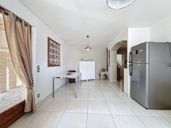 EXCLUSIVITÉ ! Maison Lorgues 5 pièces 150 m² - Terrain 4428 m² - Dépendance 60 m²