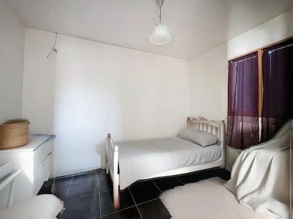 EXCLUSIVITÉ ! Maison Lorgues 5 pièces 150 m² - Terrain 4428 m² - Dépendance 60 m²