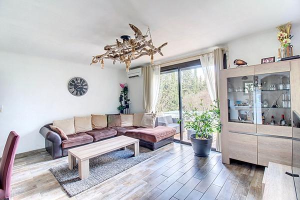 A VENDRE EN EXCLUSIVITÉ ! LORGUES Maison de plain-pied 4 pièces de 115 m² sur 2600 m² de terrain