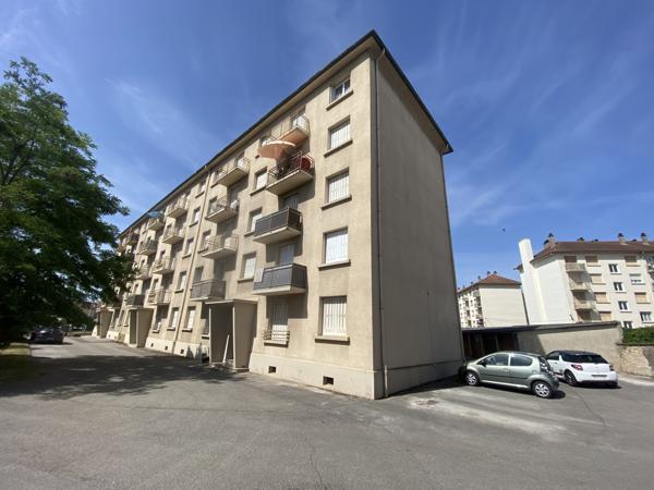 Appartement
                                                                                                                                                                                                                                                                                                                        3 pièce(s)                                                                                                                                                                                                          2 chambre(s)                                                                                                                                                                                                          52.54  m²