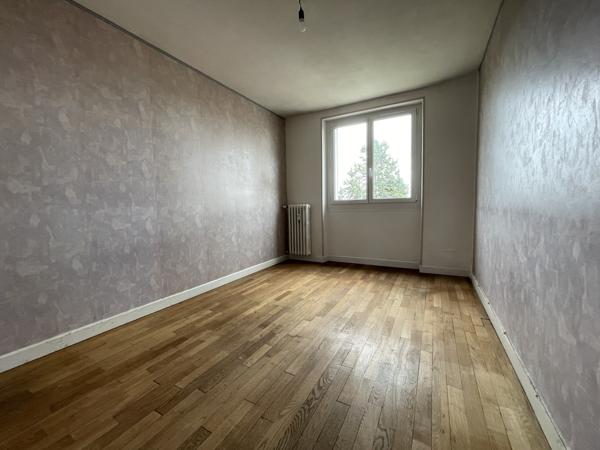 Appartement
                                                                                                                                                                                                                                                                                                                        3 pièce(s)                                                                                                                                                                                                          2 chambre(s)                                                                                                                                                                                                          52.54  m²