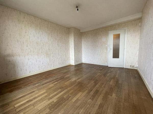 Appartement
                                                                                                                                                                                                                                                                                                                        3 pièce(s)                                                                                                                                                                                                          2 chambre(s)                                                                                                                                                                                                          52.54  m²