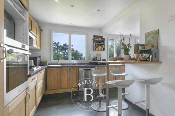 Verrières-le-Buisson, Maison 4 Chambres -  183 m² à vendre