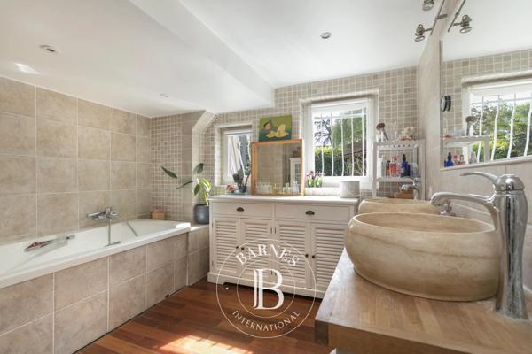 Verrières-le-Buisson, Maison 4 Chambres -  183 m² à vendre