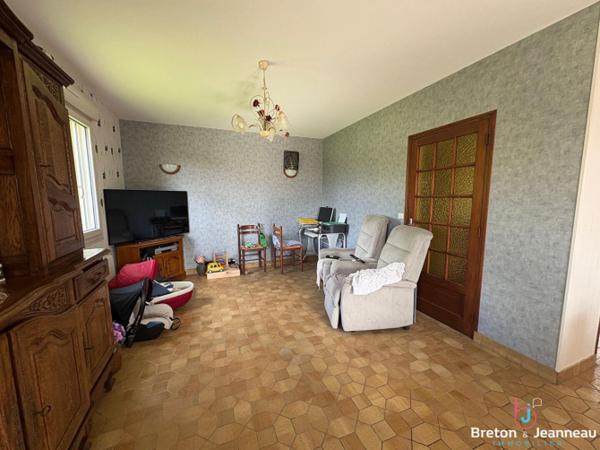 Maison à Saint-Denis-de-Gastines