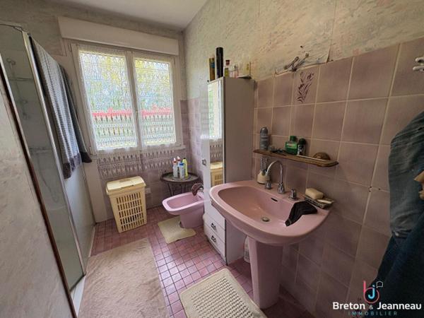 Maison à Saint-Denis-de-Gastines