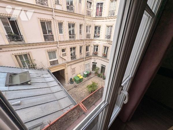 rue J.-P. Timbaud, Paris 11e. T2 de 41,64 m², 2e. Ancien typique, sur cour. DPE F