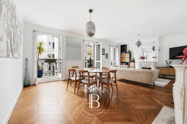 Paris 9ème, Appartement 2 Chambres -  99 m² à vendre