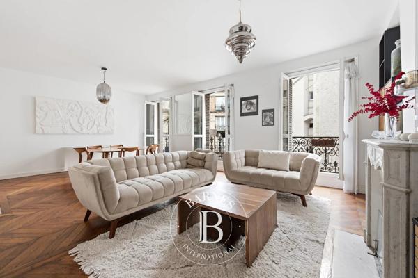 Paris 9ème, Appartement 2 Chambres -  99 m² à vendre