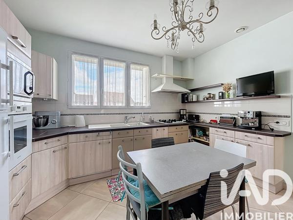 Maison à vendre 6 pièces 162,48 m² Chambray-lès-Tours