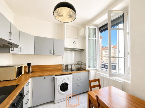 Appartement 2 pièce(s) 1 chambre(s) 48.29 m²