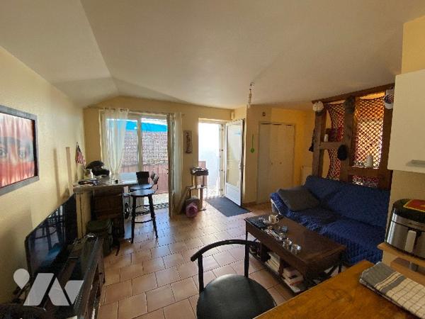 IMMEUBLE LOCATIF AVEC 2 APPARTEMENTS