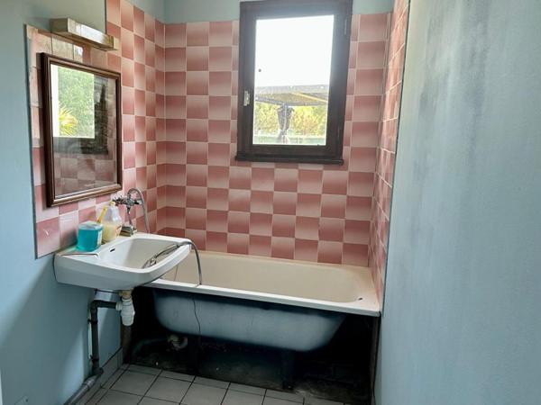 SAINT ETIENNE DE MONTLUC- MAISON EVOLUTIVE 3 CHAMBRES AVEC DEPENDANCES