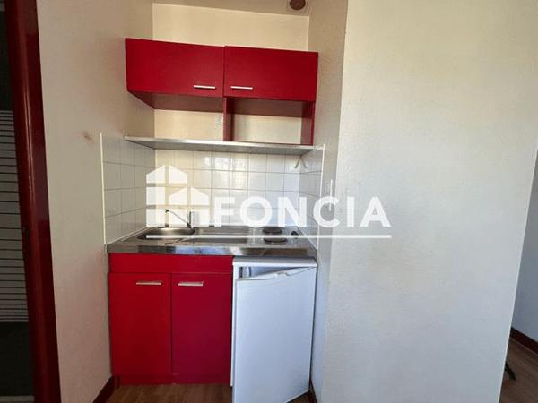 Location Studio 19.88 m² - 2EME GAUCHE Rennes 35000