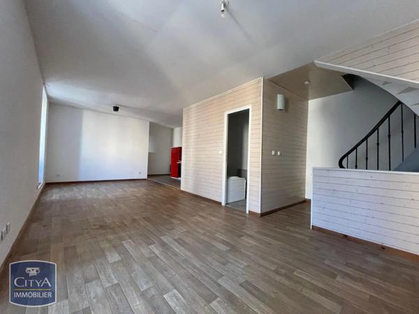 Appartement à louer 3 pièces 75.19m² Mensignac (24350)