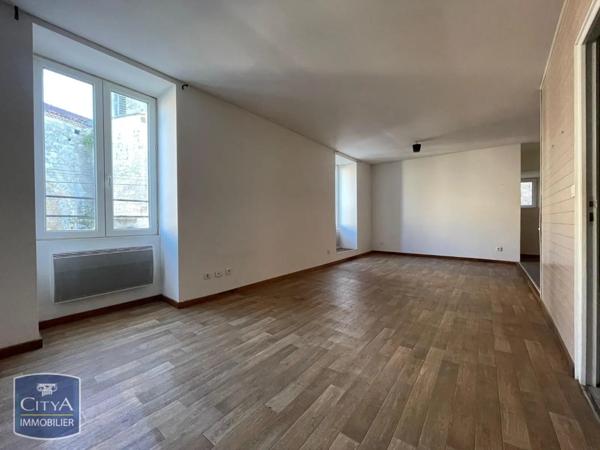 Appartement à louer 3 pièces 75.19m² Mensignac (24350)