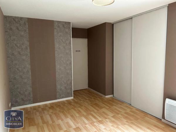 Appartement à louer 2 pièces 51.38m² Oyonnax (01100)