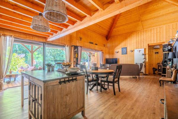 Maison à vendre |  Soulac-sur-Mer |  7 pièces | 200 m²