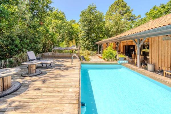 Maison à vendre |  Soulac-sur-Mer |  7 pièces | 200 m²