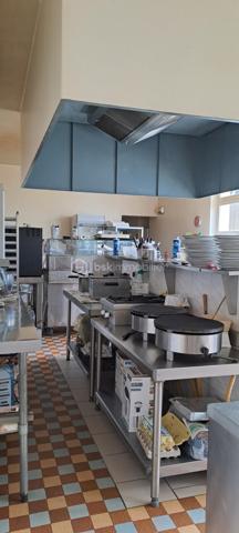 Local d activites de 650 m²