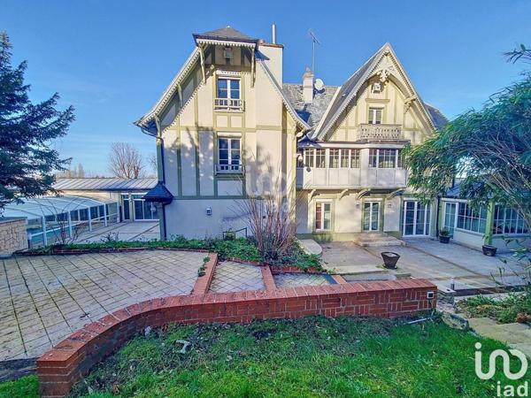 Maison à vendre 14 pièces 850 m² Bougival