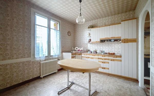 Maison à vendre    4 pièces •  Montluçon