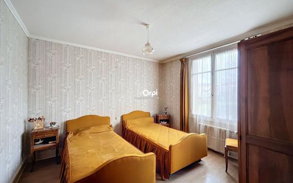 Maison à vendre    4 pièces •  Montluçon