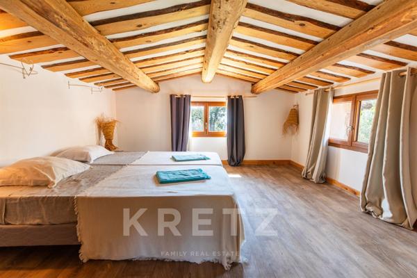 BERGERIE AVEC PISCINE ET VUE MER A PALOMBAGGIA