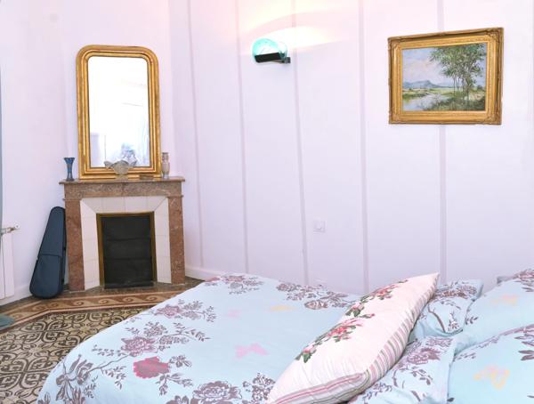 MAISON DE MAÎTRE AVEC DEPENDANCE, PARC, PISCINE, PROCHE PERPIGNAN