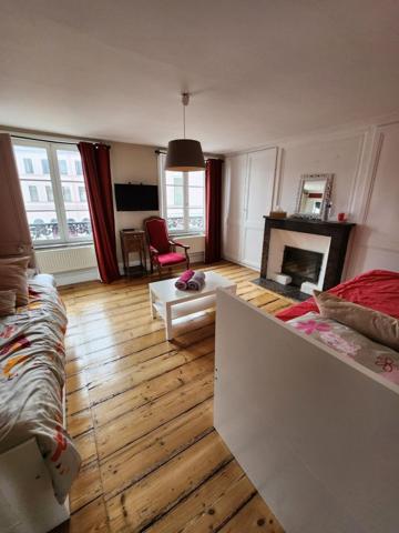 Maison à BOULOGNE-SUR-MER, 62200 - 12 pièces 430m²