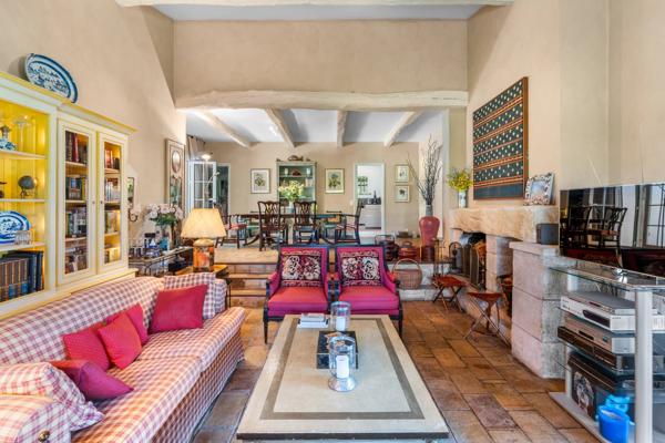Charmante villa dans un domaine prisé