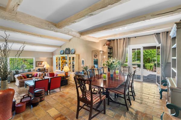 Charmante villa dans un domaine prisé