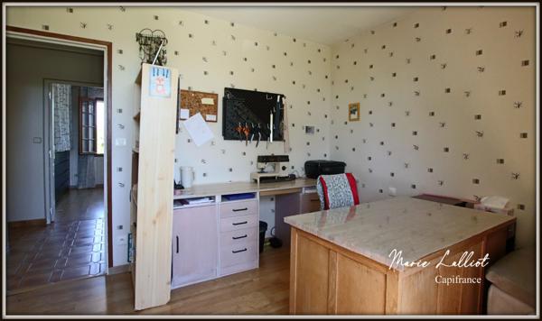 Maison à vendre 7p, 194m², Le Malesherbois, plain-pied, école, RER, séjour spacieux, double garage, 5 chambres