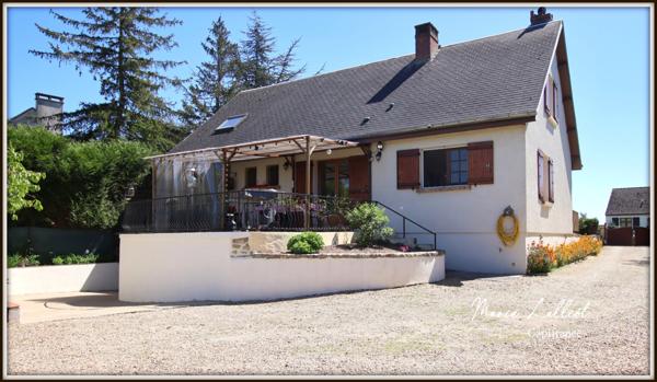 Maison à vendre 7p, 194m², Le Malesherbois, plain-pied, école, RER, séjour spacieux, double garage, 5 chambres