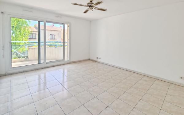 Appartement à vendre    2 pièces • 37,42 m2 Saint-Laurent-du-Var