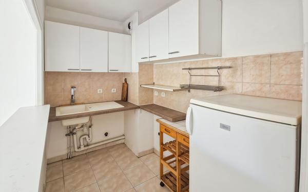 Appartement à vendre    2 pièces • 37,42 m2 Saint-Laurent-du-Var