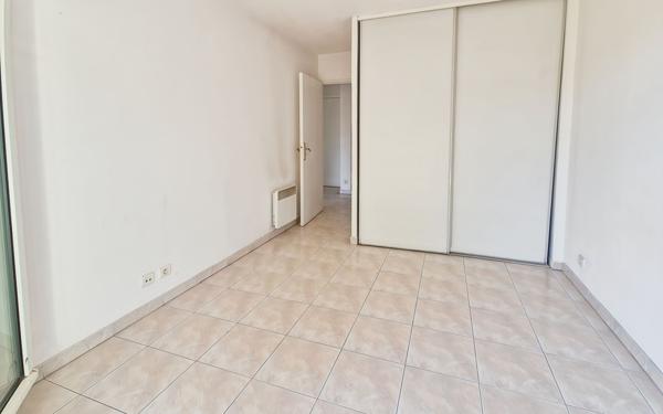 Appartement à vendre    2 pièces • 37,42 m2 Saint-Laurent-du-Var