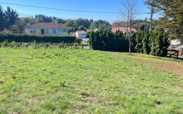 Terrain à vendre    Veyrac