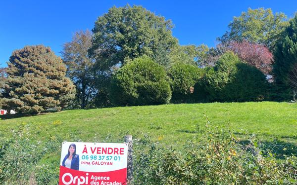 Terrain à vendre    Veyrac