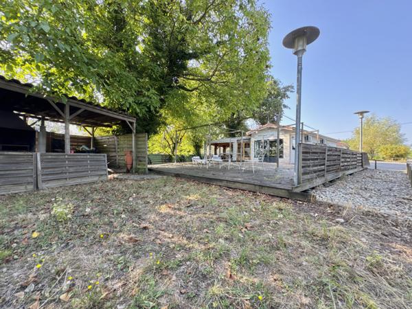 Maison contemporaine avec terrasses et jardin Lédat (47300)