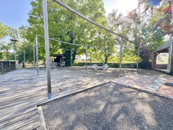 Maison contemporaine avec terrasses et jardin Lédat (47300)