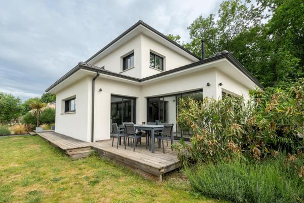 Maison 160 m2 avec garage